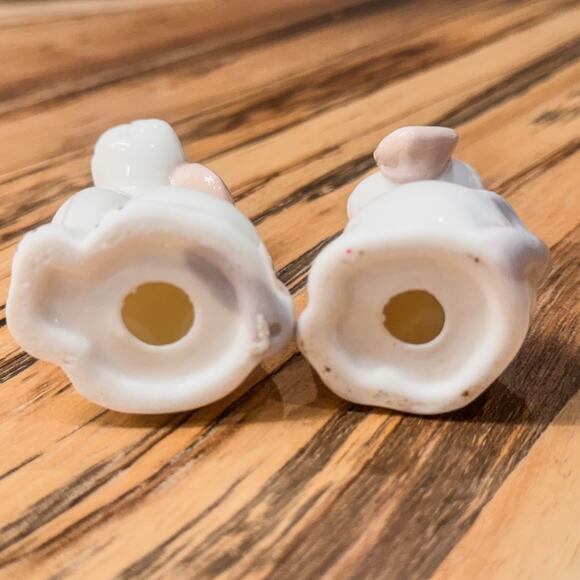 Vintage Blue Dog Ceramic Salt and Pepper Shaker Set, Made in Japan - Picture 8 of 9